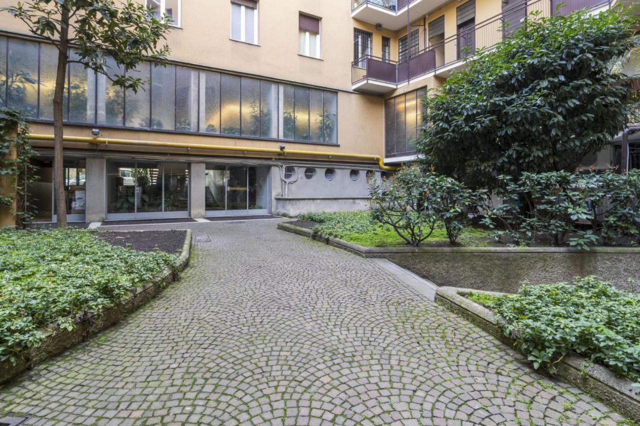 Easylife - San Babila - Elegante E Rifinito Bilocale Nel Cuore Della Citta Milán Exterior foto